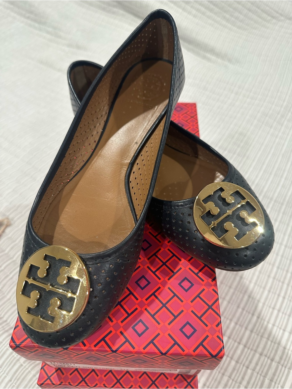 Tory Burch Black Leather Ballet Flats with Gold Logo Medallion